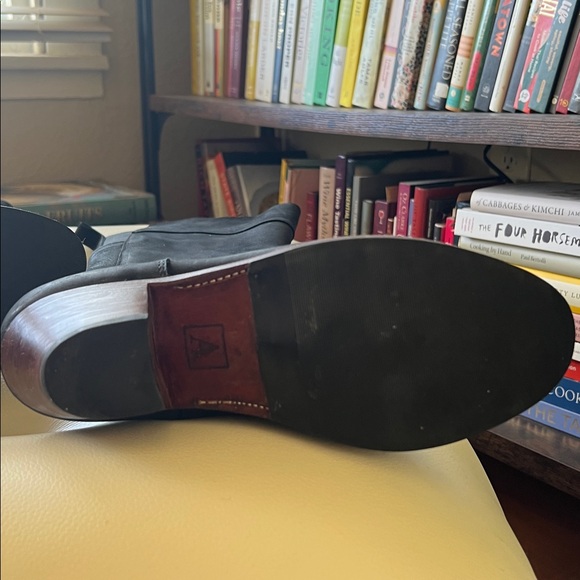 Adelante Black Leather Boots, Size 10 - Picture 8 of 12